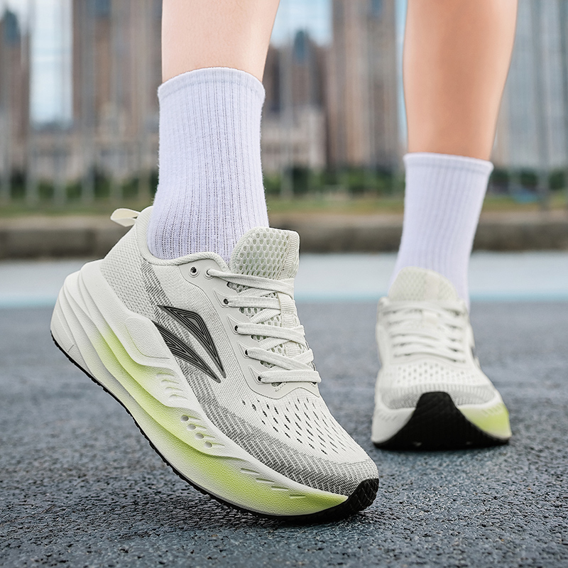 Chaussures de course pour homm - Lightweight Road Running Shoes avis et prix
